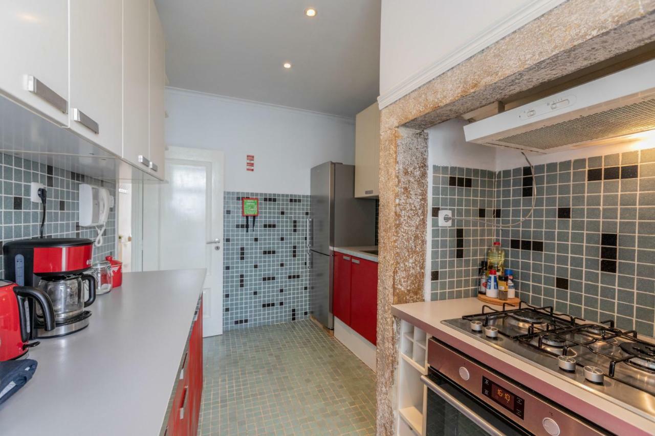Fantastic Family Apartment In Estrela Lissabon Buitenkant foto