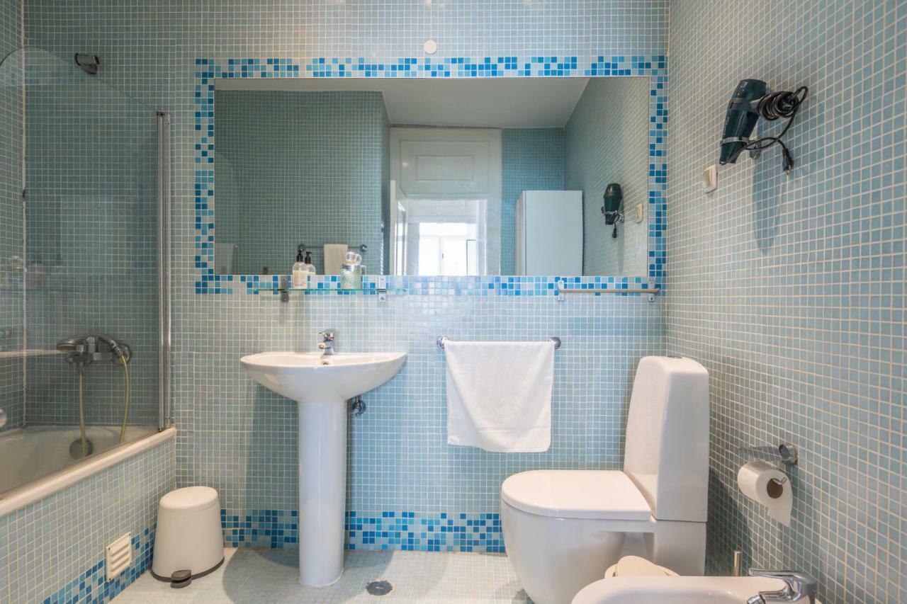 Fantastic Family Apartment In Estrela Lissabon Buitenkant foto
