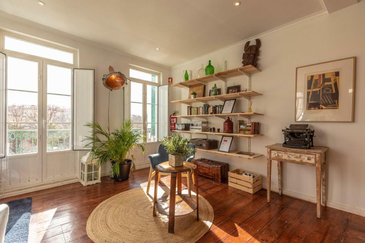 Fantastic Family Apartment In Estrela Lissabon Buitenkant foto